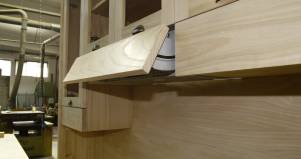 Cucina celeste 2 in legno country